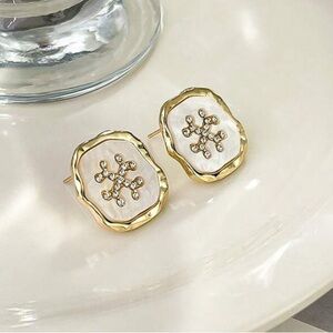 Gold and White high end designer Snowflake style Earrings
